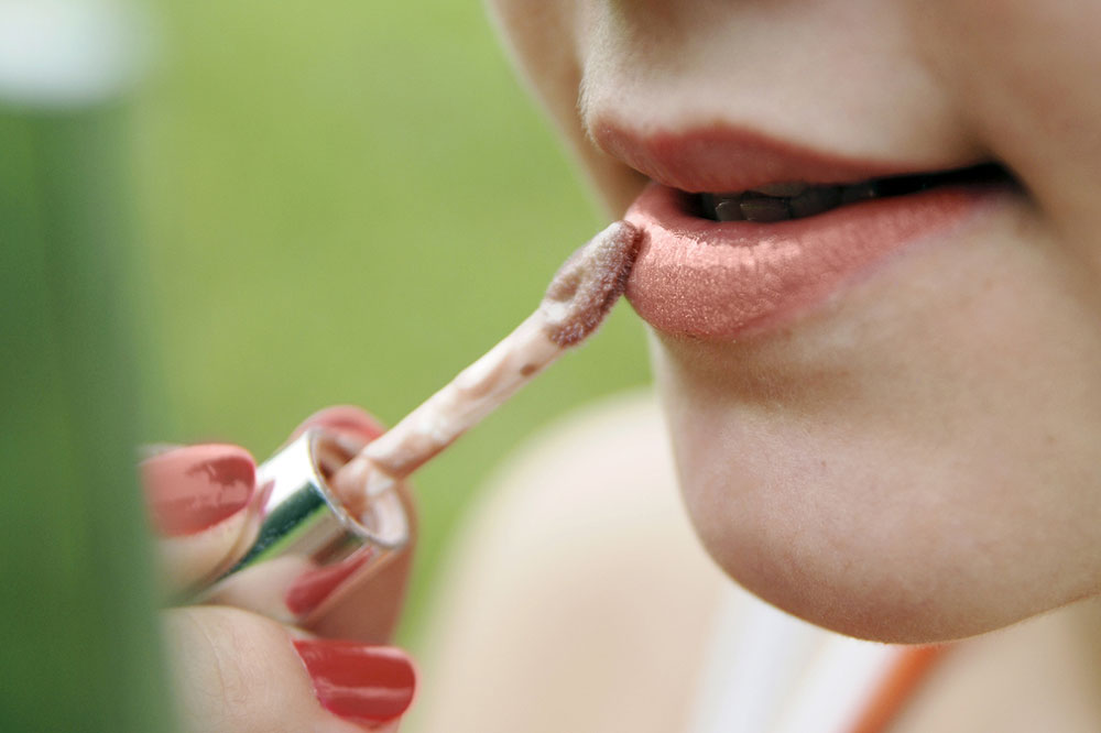 Avoid These Five Common Lipstick Mistakes